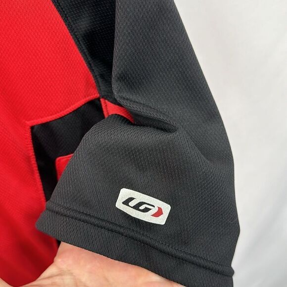Men’s Garneau Red & Black Polyester Half Zip Leisure Cycling Jersey - Picture 3 of 6
